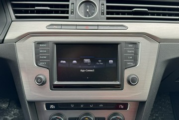 Volkswagen Passat B8 Limousine 2.0 TDI BlueMotion Technology 150KM 2017 Volkswagen Passat Salon PL,LED,Navi,PDC,Gwarancj, zdjęcie 29