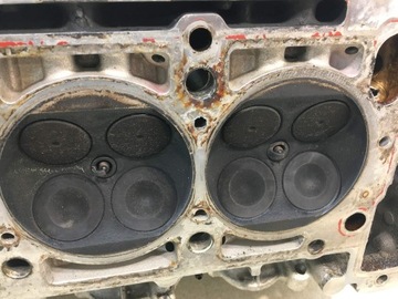 HLAVA VÁLCŮ HŘÍDELE W210 2.3 R1110163901