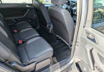 Volkswagen Touran III 1.6 TDI 115KM 2017 Volkswagen Touran swiezo sprowadzone, zarejestrowane, 7osob 1.6 Diesel, zdjęcie 27