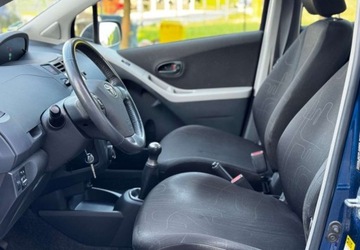 Toyota Yaris II Hatchback 5d 1.0 VVT-i 69KM 2009 Toyota Yaris Toyota Yaris 1.0 VVT-i Cool Edition, zdjęcie 13