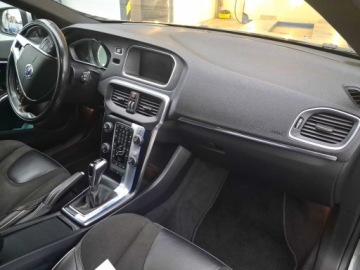 Volvo S40 II 2015 Volvo V40 2.0 D3, Skóra, Xenon, Bi-Xenon, Klima, zdjęcie 1