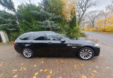 BMW Seria 5 F10-F11 Touring Facelifting 525d 218KM 2016 BMW Seria 5 BMW Seria 5 525d xDrive Touring Sport-Aut Luxury Line 2.0 218KM, zdjęcie 2