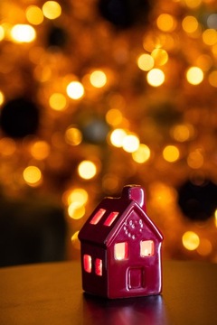 ДОМ СВЕТОДИОДНЫЙ ПОДСВЕЧНИК КЕРАМИЧЕСКАЯ ФИГУРКА