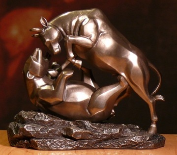 ФИГУРА БЫКА И МЕДВЕДЯ ПАЛА СИМВОЛ В ПОДАРОК