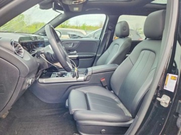 Mercedes GLB 2024 Mercedes-Benz GLB 250 4matic 2024 2.0 Benzyna 221KM, zdjęcie 7