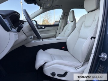 Volvo XC60 II 2023 Volvo XC 60 XC60 B5 B AWD Plus Dark aut, Harman Ka, zdjęcie 9