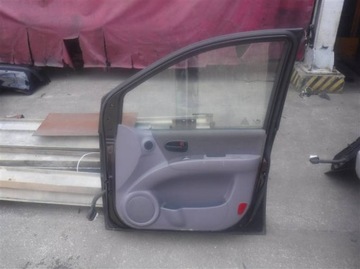 DVEŘE PRAVÝ PŘEDNÍ HYUNDAI MATRIX KÓD EB