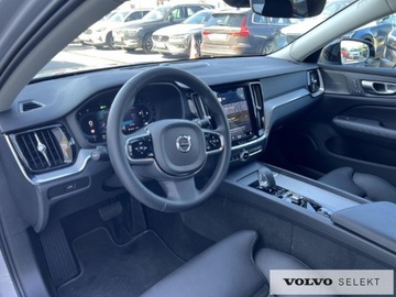 Volvo V60 II  Kombi Facelifting 2.0 B4 B 197KM 2024 Volvo V60 V60 B4 B Plus Dark Pakiet Climate Driver, zdjęcie 15