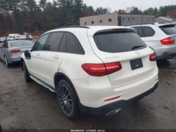 Mercedes GLC C253 2018 Mercedes-Benz GLC 2018 r., 2,0L GLC 300 4MATIC 2.0 Benzyna 241KM, zdjęcie 14