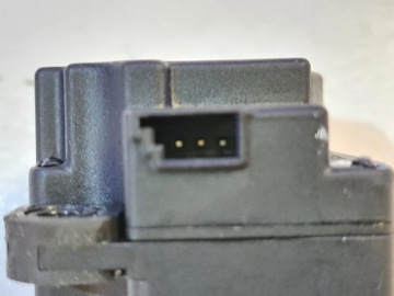 VOLVO S40 2005 ŘÍZENÍ I SOUČÁSTKY ELEKTRICKÉ