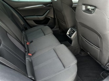 Skoda Octavia IV Liftback 1.5 TSI EVO 150KM 2022 Skoda Octavia 1.5TSI 150KM Style DSG l Pakiet Dyna, zdjęcie 8