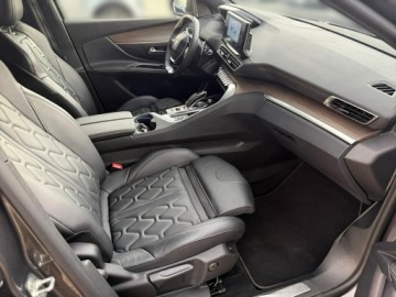 Peugeot 5008 II Crossover Facelifting 2.0 BlueHDi 177KM 2023 Peugeot 5008 GT kamera Skora adc NawI, zdjęcie 23
