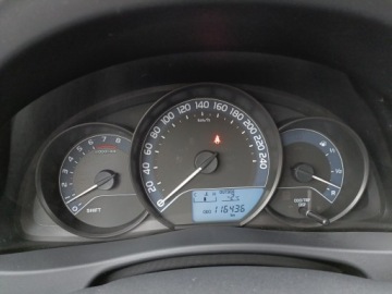 Toyota Auris II Hatchback 5d Facelifting 1.33 Dual VVT-i 99KM 2018 Toyota Auris 1.33 VVT-i Active II (2012-) 1.33 VVT, zdjęcie 17