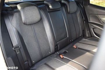 Peugeot 3008 II Crossover 1.6 THP 165KM 2018 Peugeot 3008 1.6 THP 165KM GT-Line Full LED Sport Czujniki Kamera Tempomat, zdjęcie 24