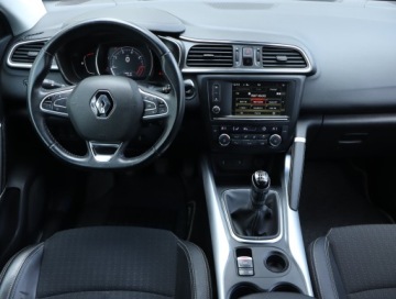 Renault Kadjar Crossover 1.2 Energy TCe 130KM 2016 Renault Kadjar 1.2 TCe, Salon Polska, Skóra, Navi, zdjęcie 6