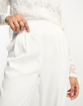 Vila Białe ślubne spodnie garniturowe z szerokimi nogawkami EU36