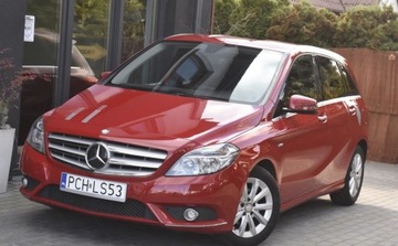 Mercedes Klasa B W246 Sports Tourer 180 CDI BlueEFFICIENCY 109KM 2012 Mercedes-Benz Klasa B Mercedes-Benz Klasa B 180 CDI BlueEFFICIENCY EDITION