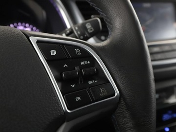 Hyundai Tucson III SUV 1.6 GDI 132KM 2015 Hyundai Tucson Navi Czujniki parkowania, zdjęcie 29