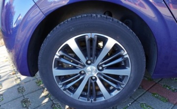 Peugeot 208 I Hatchback 5d Facelifting 1.2 PureTech 82KM 2017 Peugeot 208 Bezwypadkowy Serwisowany 1-Wlasciciel Navi Panorama Alu Grz.Fo, zdjęcie 15