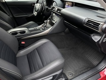 Lexus IS III Sedan Facelifting 200t 245KM 2018 Lexus IS300 Lexus IS 300 2.0 Turbo 245 KM | Execut, zdjęcie 6