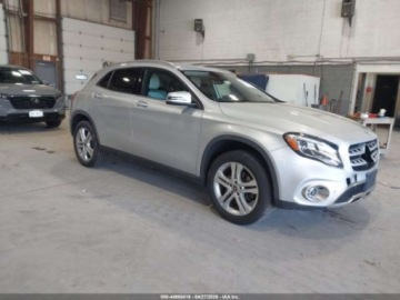 Mercedes GLA I 2019 Mercedes-Benz GLA 2019 MERCEDES-BENZ GLA 250 4MATIC 2.0 Benzyna 208KM, zdjęcie 1