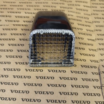 Klosz lampki obrysowej na dachu Volvo FH 1623726