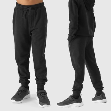 4F SPODNIE DRESOWE CHŁOPIĘCE JOGGERY DRESY SPORTOWE DZIECIĘCE SS24
