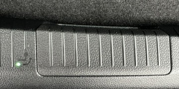 Volkswagen Golf VII Variant 2.0 TDI CR DPF BlueMotion Technology 150KM 2015 Volkswagen Golf LED, Bixenon, Półskóra, Navi,, zdjęcie 33