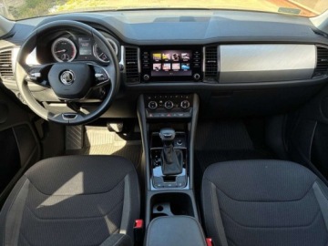 Skoda Kodiaq I SUV Facelifting 1.5 TSI 150KM 2022 Skoda Kodiaq 1.5 TSI 150KM Ambition DSG Hak Kamera Serwis ASO Salon PL, zdjęcie 9