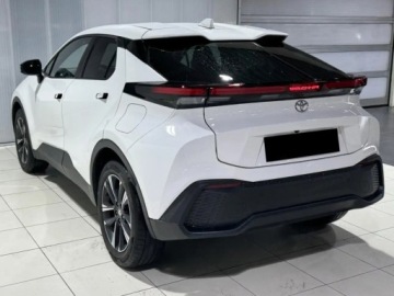 Toyota C-HR II SUV 1.8 Hybrid 140KM 2026 Od ręki - Style 1.8 Hybrid 140KM | Podgrzewane fotele!, zdjęcie 2