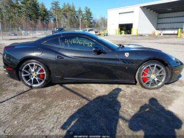 Ferrari California 2011 Ferrari California 2011. 4.3 Benzyna 453KM, zdjęcie 5