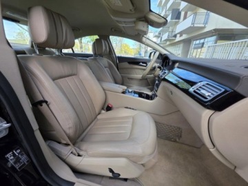 Mercedes CLS W218 Coupe 250 CDI BlueEFFICIENCY 204KM 2013 MERCEDES CLS 250 CDI 2.2l diesel 204KM Przebieg: 137,768km Zadbane wnętrze, zdjęcie 34