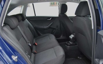 Skoda Rapid II Spaceback 1.2 TSI 90KM 2017 Skoda RAPID GWARANCJA, Salon PL, 2017, 1.2 BenzynaLPG, Ladnie utrzymana, zdjęcie 7