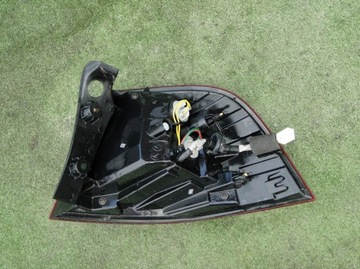 KIA RIO III 3 SVĚTLO LEVÝ ZADNÍ W BLATNÍK HB