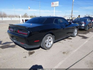 Dodge Challenger III 2023 Dodge Challenger Sxt 2023 3.6 Benzyna 303KM, zdjęcie 5