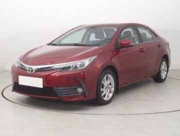 Toyota Corolla XI Sedan Facelifting 1,6 Valvematic 132KM 2017 Toyota Corolla 1.6 Valvematic, Salon Polska, zdjęcie 1
