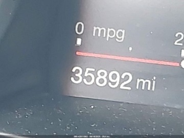 Alfa Romeo Giulia II Sedan 2.0 TBi 280KM 2018 Alfa Romeo Giulia 2018 Alfa Romeo Giulia AWD 2.0 Benzyna 280KM, zdjęcie 13