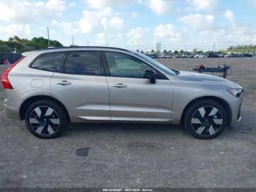 Volvo XC60 II 2024 Volvo XC 60 Recharge T8 Plus Dark Theme 2024 2.0l 2.0 Hybryda Plug-in 312KM, zdjęcie 6