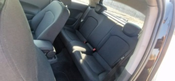 Audi A1 I Hatchback 3d 1.2 TFSI 86KM 2013 Audi A1 S Line, zdjęcie 7