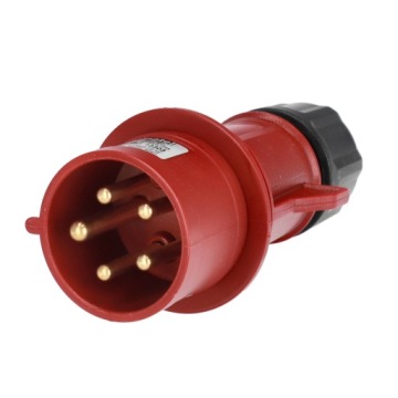 FAMATEL ПОРТАТИВНАЯ ВИЛКА 32A 5P 400V IP44 13303
