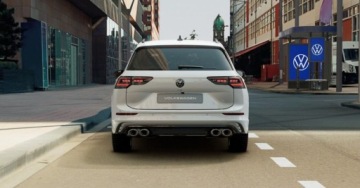 Volkswagen Golf VIII R Facelifting 2.0 TSI 333KM 2026 Volkswagen Golf Black Style, kamery 360, Easy Open - od reki 2.0 Benzyna, zdjęcie 10