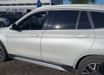 BMW X1 F48 2021 BMW X1 SDrive28I, od ubezpieczalni 2.0 Benzyna 228KM, zdjęcie 3