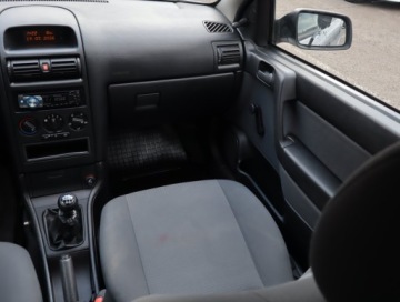 Opel Astra H Hatchback 5d 1.6 Twinport ECOTEC 105KM 2008 Opel Astra 1.6 16V, Salon Polska, Klima, zdjęcie 7