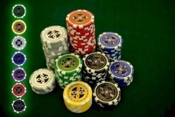 Покерный набор ULTIMATE, чемодан, 1000 фишек