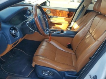 Jaguar XJ VII X351 Sedan SWB 3.0 V6 S/C 340KM 2015 Jaguar XJ Portfolio 2015 3.0 Benzyna 340KM, zdjęcie 7