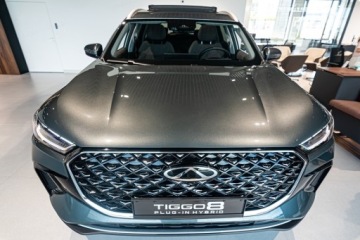 Chery Tiggo 8 SUV PHEV 1.5 T-GDI DHE 279KM 2025 Od ręki - Prestige Super Hybrid 1.5 T-GDI 279KM 7os., zdjęcie 1