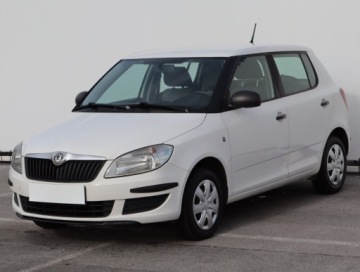 Skoda Fabia II Hatchback 1.4 i 16V 85KM 2010 Skoda Fabia 1.4 16V, Salon Polska, Klima, zdjęcie 1