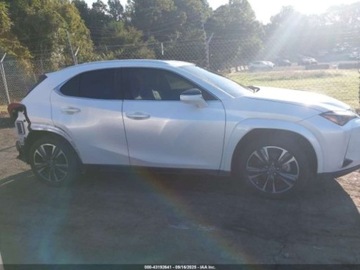 Lexus UX 2023 Lexus UX 2023 LEXUS UX 250H PREMIUM 2.0 Hybryda 181KM, zdjęcie 4