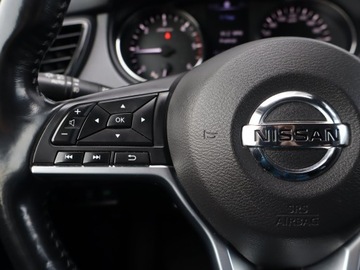 Nissan X-Trail III Terenowy 2.0 dCi 177KM 2017 Nissan X-Trail 2.0 dCi, Salon Polska, Serwis ASO, zdjęcie 16