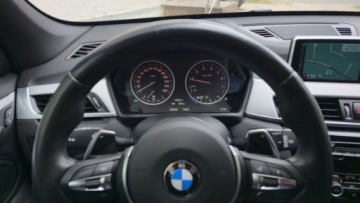 BMW X1 F48 Crossover xDrive25i 231KM 2017 BMW X1 2,0 benzyna 231 KM X-drive automat M-pakiet 2.0 Benzyna 231KM, zdjęcie 19